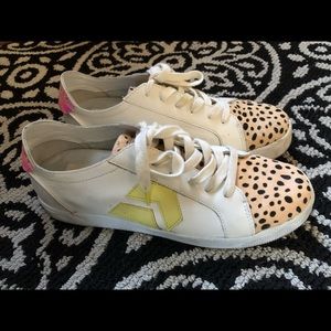 Dolce Vita Zaga sneakers